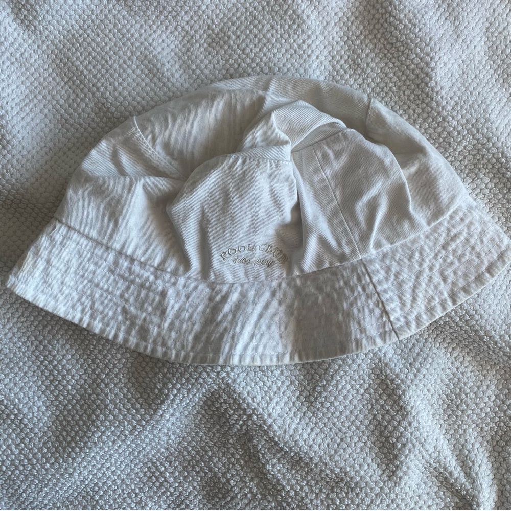 Factorie “Pool Club” White Bucket Hat